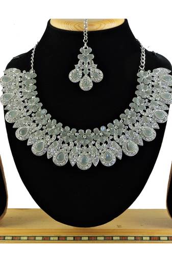 Grey designer function wear ad necklace set