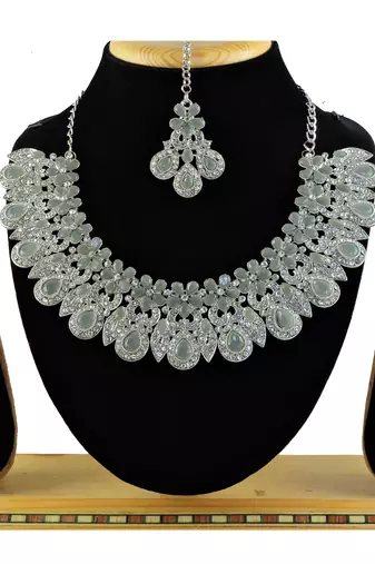 Grey designer function wear ad necklace set