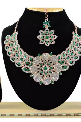 Green designer function wear ad necklace set