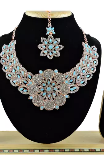 Turquoise designer function wear ad necklace set