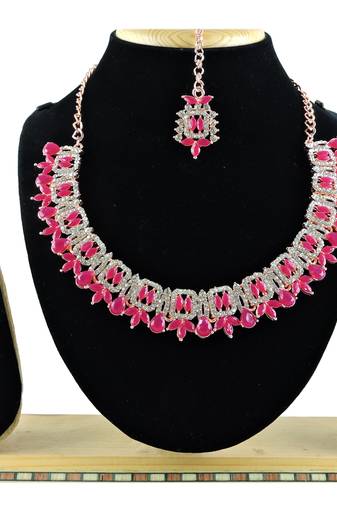 Red designer function wear ad necklace set