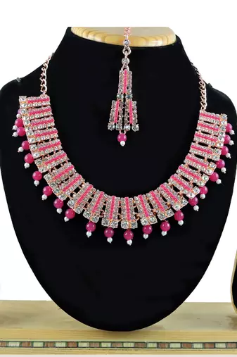 Red designer function wear ad necklace set