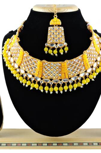 Yellow designer function wear ad necklace set