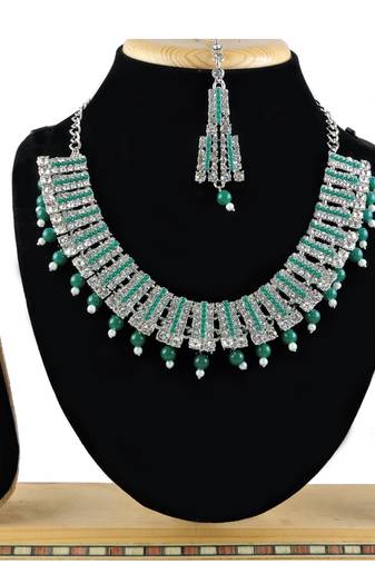 Green designer function wear ad necklace set