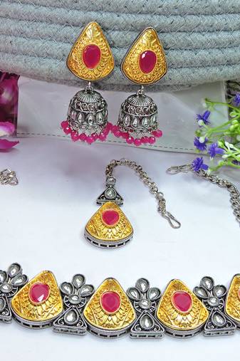Red designer function wear ad necklace set