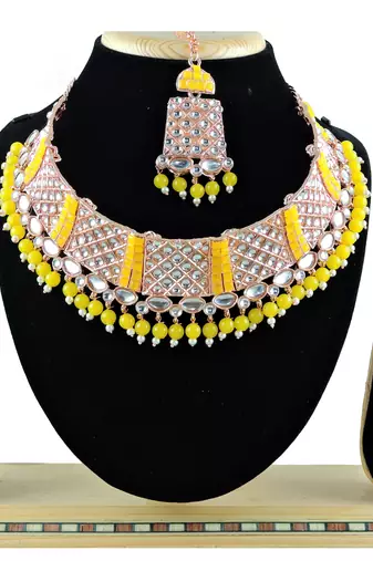Yellow designer function wear ad necklace set