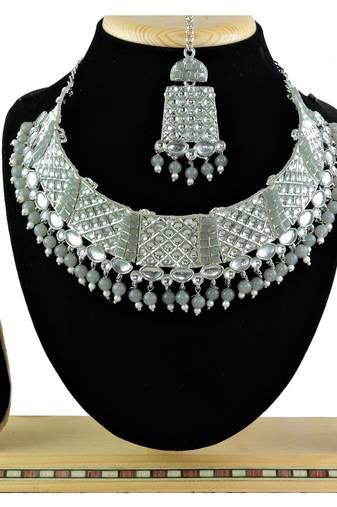 Grey designer function wear ad necklace set