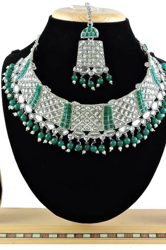 Green designer function wear ad necklace set