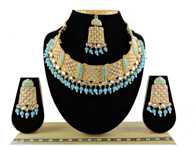 Turquoise designer function wear ad necklace set