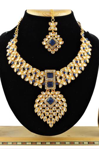 Blue designer function wear ad necklace set