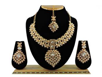 Multicolor designer function wear ad necklace set 1