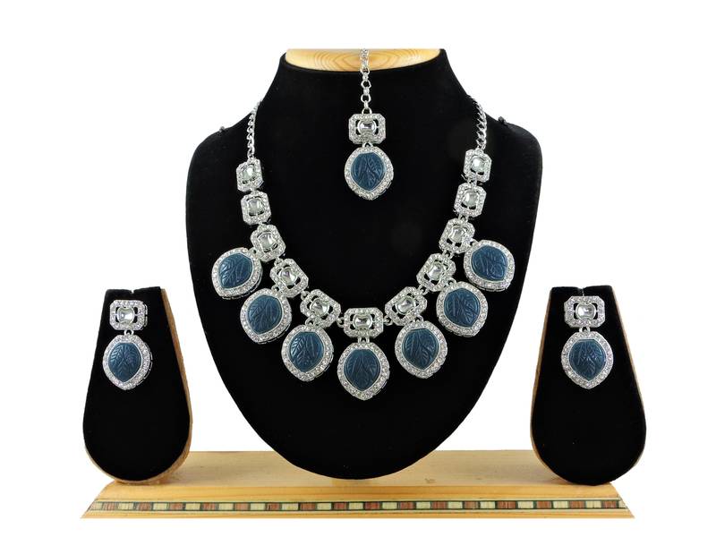 Blue designer function wear ad necklace set