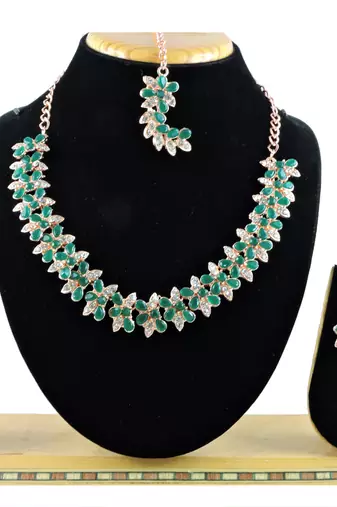 Green designer function wear ad necklace set