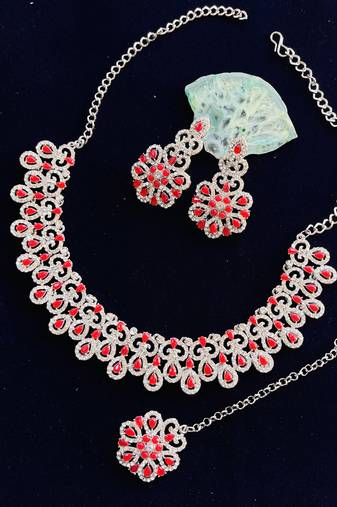 Red designer function wear ad necklace set