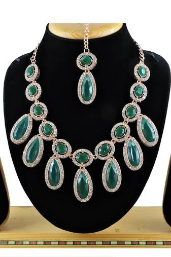 Green designer function wear ad necklace set