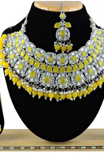 Yellow designer function wear ad necklace set