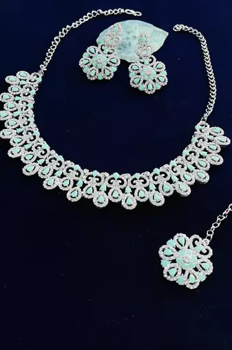 Green designer function wear ad necklace set