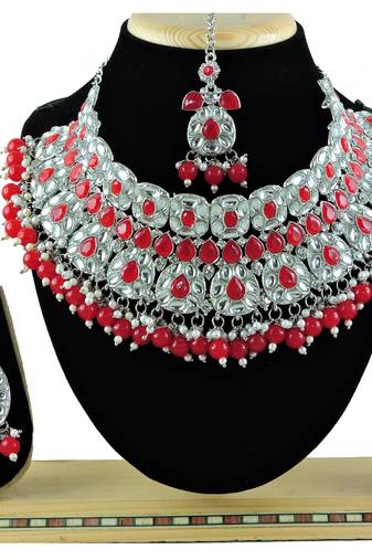 Red designer function wear ad necklace set
