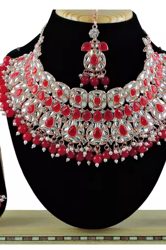 Red designer function wear ad necklace set