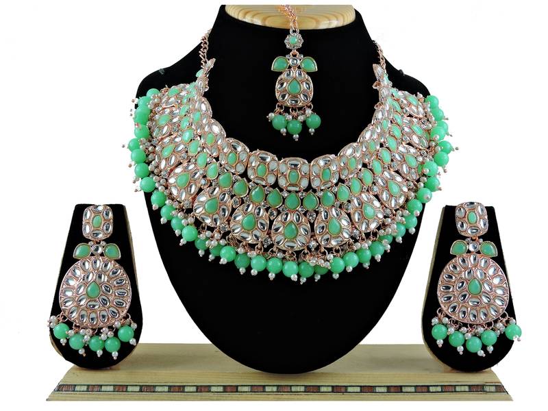 Green designer function wear ad necklace set