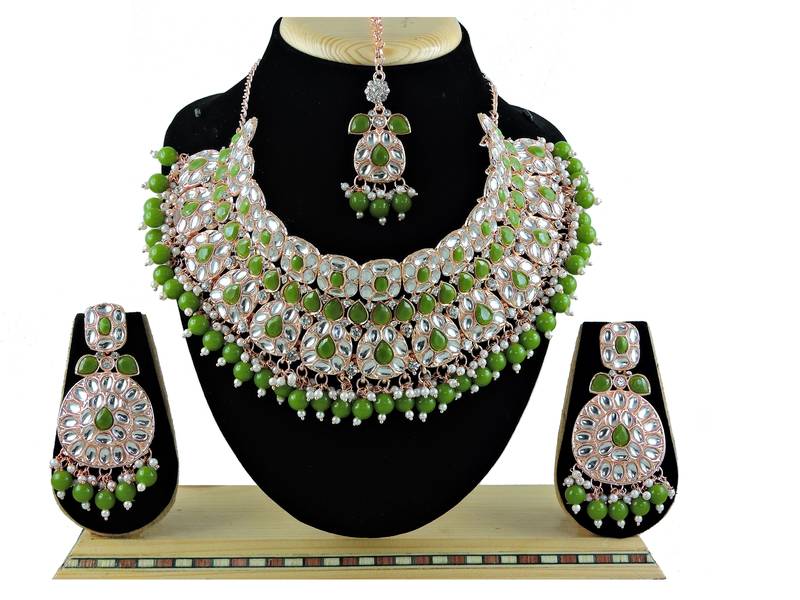 Green designer function wear ad necklace set