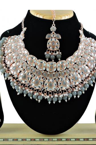 Grey designer function wear ad necklace set