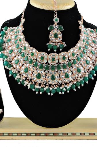 Green designer function wear ad necklace set