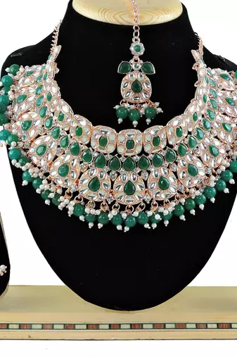 Green designer function wear ad necklace set