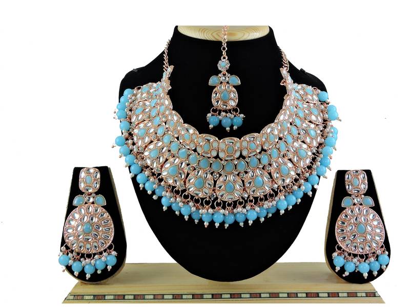 Turquoise designer function wear ad necklace set