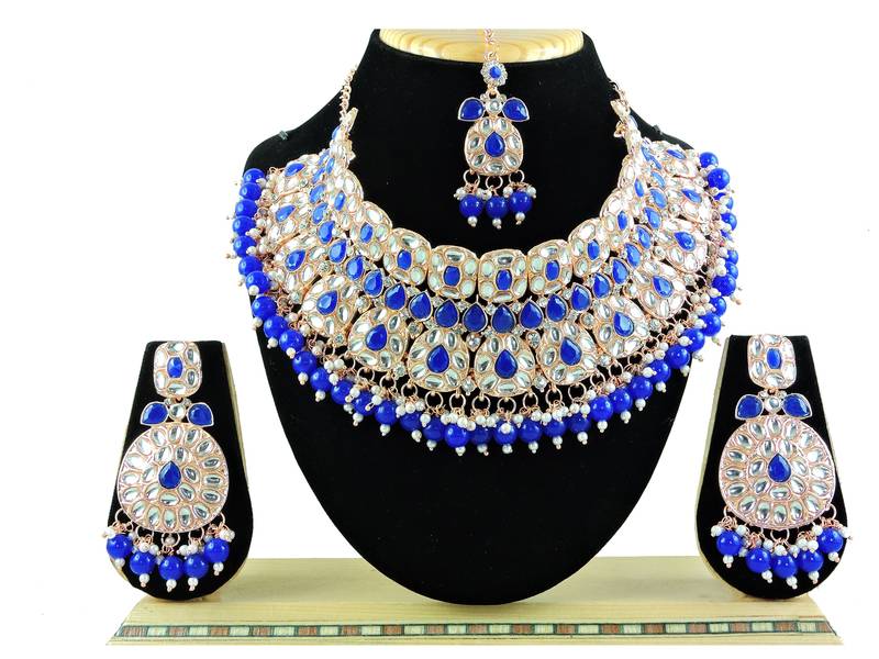 Blue designer function wear ad necklace set