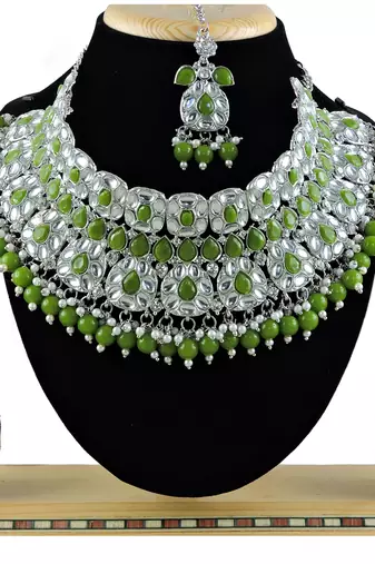 Green designer function wear ad necklace set