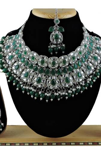 Green designer function wear ad necklace set