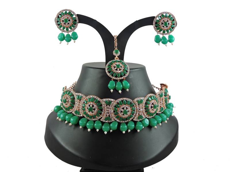 Green designer function wear ad necklace set