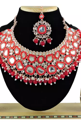 Red designer function wear ad necklace set