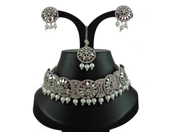 Multicolor designer function wear ad necklace set 1