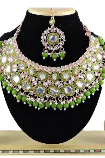 Green designer function wear ad necklace set