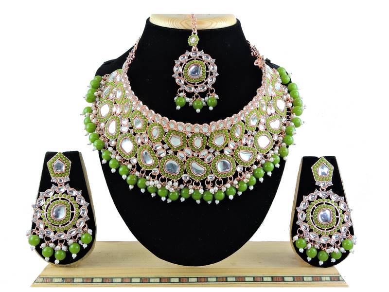Green designer function wear ad necklace set