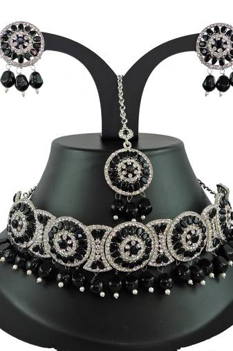 Black designer function wear ad necklace set