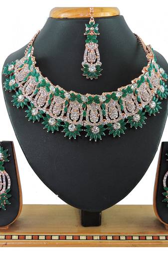 Green designer function wear ad necklace set