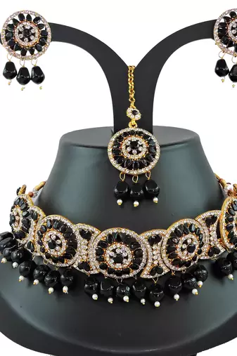 Black designer function wear ad necklace set