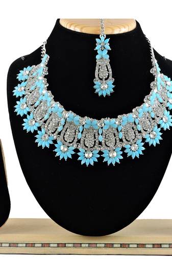 Turquoise designer function wear ad necklace set
