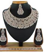 Multicolor designer function wear ad necklace set