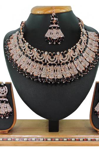 Black designer function wear ad necklace set