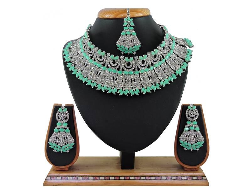 Green designer function wear ad necklace set