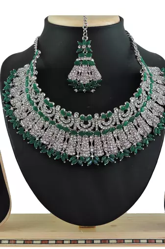 Green designer function wear ad necklace set