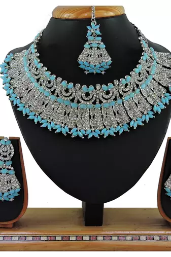 Turquoise designer function wear ad necklace set