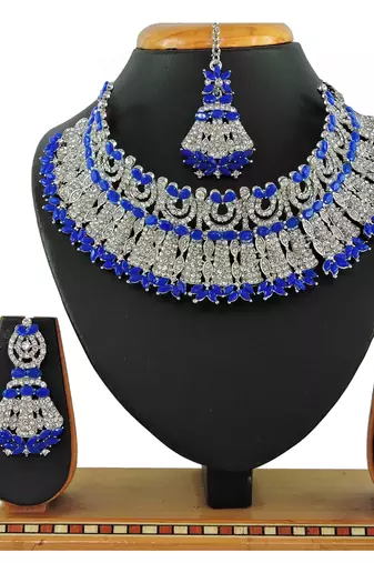 Blue designer function wear ad necklace set