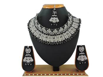 Black designer function wear ad necklace set 1