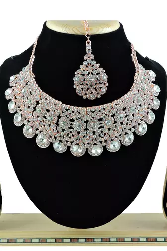 Multicolor designer function wear ad necklace set