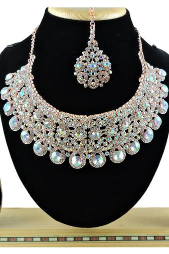 Multicolor designer function wear ad necklace set